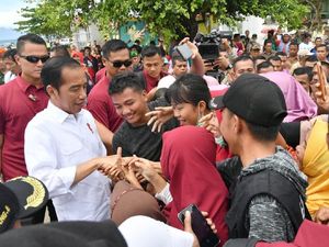 Jokowi ke Jatim Tinjau Proyek Irigasi Lodoyo