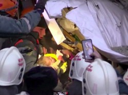 Bayi Korban Ledakan Gas di Rusia Selamat Setelah Tertimbun 35 Jam