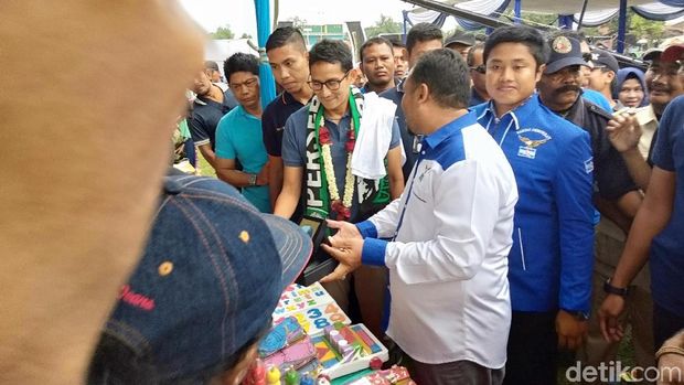 Kagumi Drone Bikinan Pelajar SMK, Sandiaga: Ini Baru Milenial