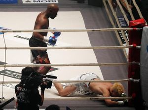 Pertunjukan Sirkus Mayweather Senilai Rp130 Miliar Pertunjukan Sirkus Mayweather Senilai Rp130 Miliar