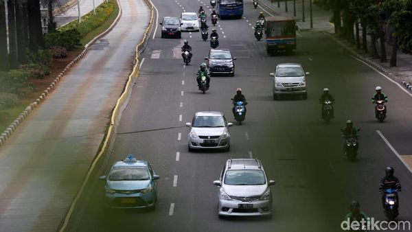 Diperpanjang Anies, Begini Potret Ganjil-Genap Sore Ini