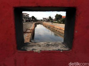 Pemandangan Kali Grogol Usai Dinormalisasi Pemandangan Kali Grogol Usai Dinormalisasi