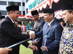 Menag Beri Harmony Award kepada Kepala Daerah dan FKUB