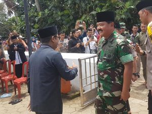Kapolri dan Panglima TNI Doa Bersama di Lokasi Tsunami Pandeglang