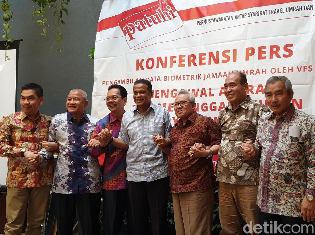Masalah Biometrik Untuk Umrah, Pihak Travel Akan Mengadu ke Jokowi Masalah Biometrik Untuk Umrah, Pihak Travel Akan Mengadu ke Jokowi
