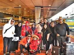 Keseruan Keluarga Raffi Ahmad Ajak Asisten Liburan ke Jepang