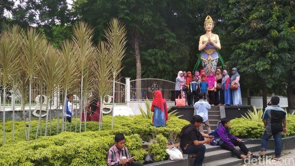 Foto: Liburan Murah di Kediri, Ayo ke Gua Selomangleng