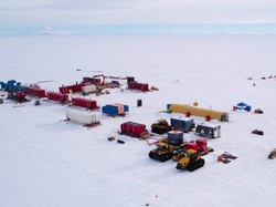 Ilmuwan Selidiki Danau Raksasa Misterius di Bawah Antartika