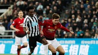 Lini belakang MU tampil prima hingga bisa mencatatkan clean sheet untuk pertama kalinya sejak ditangani Solskjaer. (Foto: Lee Smith/Actions Images via Reuters)