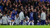 Willian digantikan Ruben Loftus-Cheek. Chelsea pun tetap mendominasi pertandingan melawan Southampton. (Foto: Catherine Ivill/Getty Images)