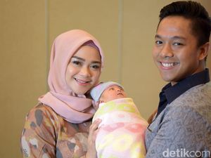 Wajah Bahagia Sheza Idris Sambut Anak Pertama