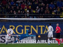Meski berhasil memenangi Piala Dunia Antarklub di akhir Desember 2018 dan mendapat guard of honor, Madrid hanya mampu menahan imbang permainan Villarreal.