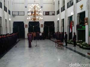 Ridwan Kamil Rotasi 24 Pejabat Pemprov Jabar