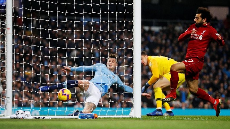 Stones Nyaris Bikin Kalah, tapi Juga Penentu Kemenangan City Stones Nyaris Bikin Kalah, tapi Juga Penentu Kemenangan City