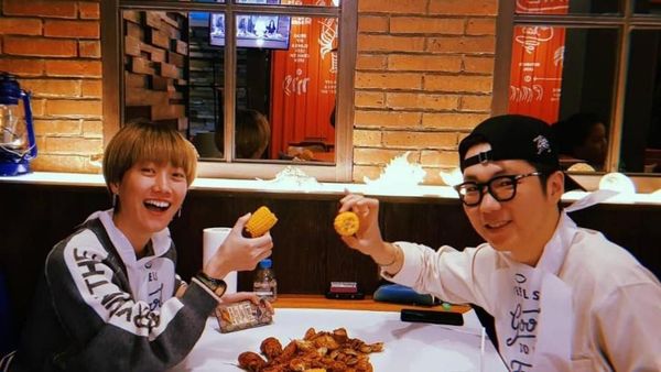 Kulineran YouTuber Hits Ria SW, dari Seoul hingga Nasgor Pinggir Jalan