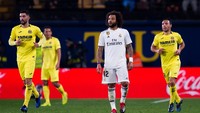 Di babak pertama, Madrid kebobolan gol cepat. Santi Cazorla membawa Villareal unggul di menit awal pertandingan.