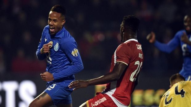 Eder Militao langsung bersinar di musim pertama bersama FC Porto.