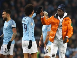 Mendy Ingin Rayakan Kemenangan City atas Liverpool...Eh Dikira Suporter