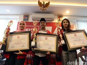 Dipolisikan soal Kebohongan Award, PSI: Balas dengan Kreativitas Dong Dipolisikan soal Kebohongan Award, PSI: Balas dengan Kreativitas Dong