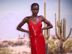 Amarah Model Adut Akech Akibat Majalah Salah Memuat Fotonya