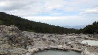 Foto: Kawah Domas, Favorit Turis Timur Tengah di Tangkuban Perahu
