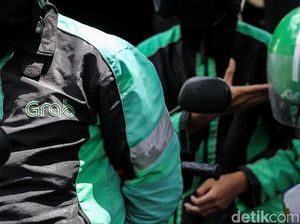 Grab Gaet Rp 28 Triliun dari Manusia Terkaya Jepang Grab Gaet Rp 28 Triliun dari Manusia Terkaya Jepang
