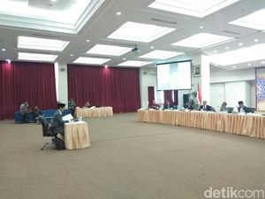 Calon Hakim Agung Cholidul Azhar Dicecar soal Transaksi Gestun