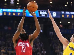 Hasil NBA: Three Point Harden Bawa Rockets Kalahkan Warriors Hasil NBA: Three Point Harden Bawa Rockets Kalahkan Warriors