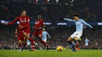 Leroy Sane yang memastikan kemenangan City atas Liverpool. Gol itu dibukukan delapan menit usai gol Firmino. (Foto: Phil Noble/Reuters)