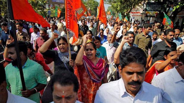 Para pendukung Partai Bharatiya Janata (BJP) dan Rashtriya Swayamsevak Sangh (RSS), dalam demo belum lama ini.