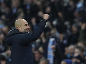 Guardiola Gembira Ria Mengejar Quadruple
