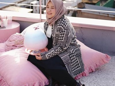 Liburan ke Korsel, Begini Momen Kuliner Fotografer Kondang, Diera Bachir