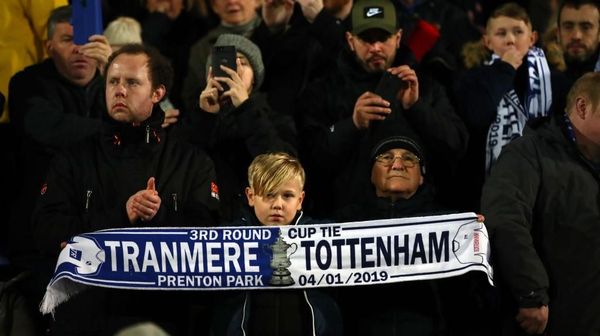 Pesta 7 Gol Tottenham Hotspur