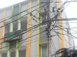 Kabel Tiang Listrik di Tanah Abang Korsleting, Seorang Pria Kesetrum
