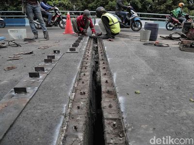 Akhirnya, Flyover yang Renggang di Kemayoran Diperbaiki