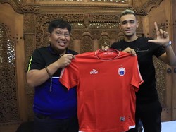 Persija Gaet Mantan Pemain Red Star Belgrade