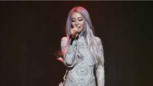 Potret Artis K-Pop yang Jadi Sensasi karena Pakai Busana Terlalu Seksi
