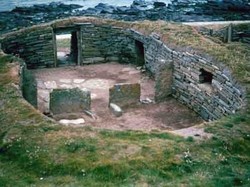 11 Ciri Zaman Neolitikum, Sudah Kenal Gotong Royong dan Kepercayaan