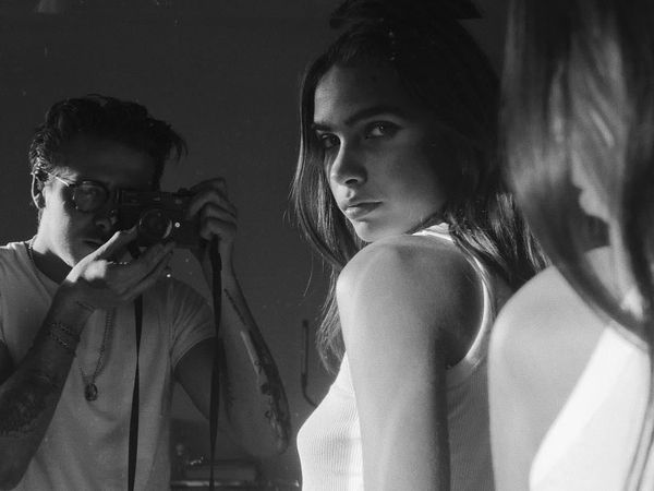 Hana Cross, Pacar Baru Brooklyn Beckham yang Disebut Mirip Victoria
