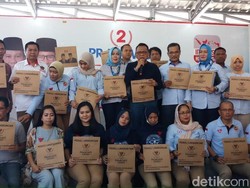 Seknas Prabowo Sebar 20 Ribu Tas Kertas untuk Gantikan Plastik