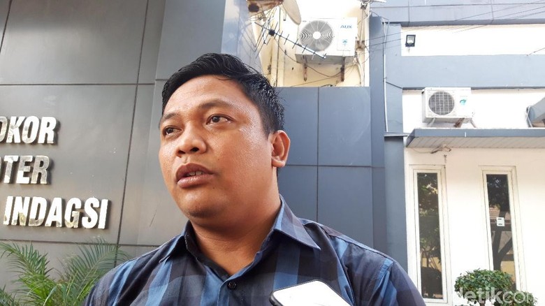 Rian, Pemesan Jasa Vanessa Angel Ternyata Ber-KTP Jakarta Rian, Pemesan Jasa Vanessa Angel Ternyata Ber-KTP Jakarta