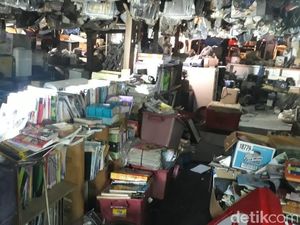 Jadi Juragan Mal Rongsok, Pria Ini Raup Rp 200 Juta per Bulan