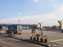 Puncak Arus Balik, Lalin di GT Cikarang Utama Masih Lancar