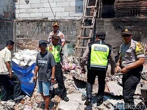 Kebakaran Permukiman di Petamburan, 1 Orang Tewas