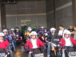 Menhub Konvoi Bareng Ojol dari Pulo Gebang ke Mal Aeon