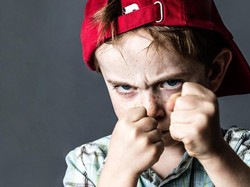 Tips agar Anak Tak Jadi Sosok Pendendam