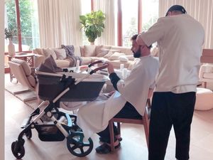 Kelakuan Para Artis Sebelum Hadir di Red Carpet Golden Globe 2019 Kelakuan Para Artis Sebelum Hadir di Red Carpet Golden Globe 2019