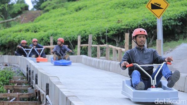 Foto: Seru-seruan di Wahana Baru Rancabali Bandung