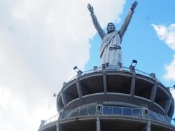 Melihat Toraja Lewat Budaya dan Alamnya yang Indah