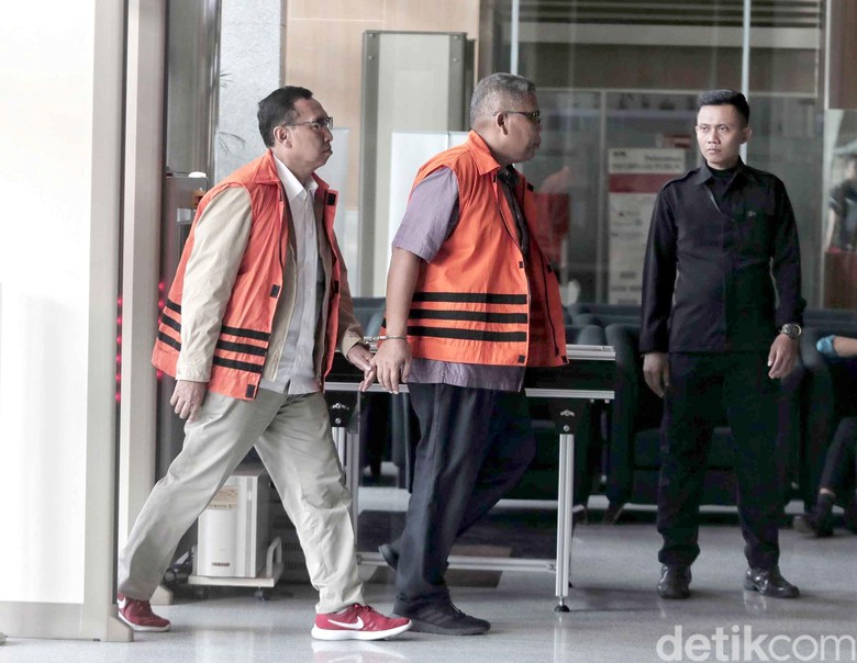Alasan KPK Pakai Borgol Jempol sampai Tahanan Seborgol Berdua Alasan KPK Pakai Borgol Jempol sampai Tahanan Seborgol Berdua